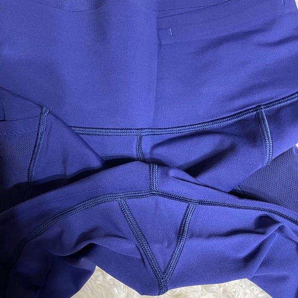 Lululemon Athletica Cropped Leggings - Picture 6 of 10